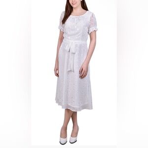 EUC NY COLLECTION WHITE POLKA DOT LINED DRESS WITH ZIP BACK PETITE SMALL